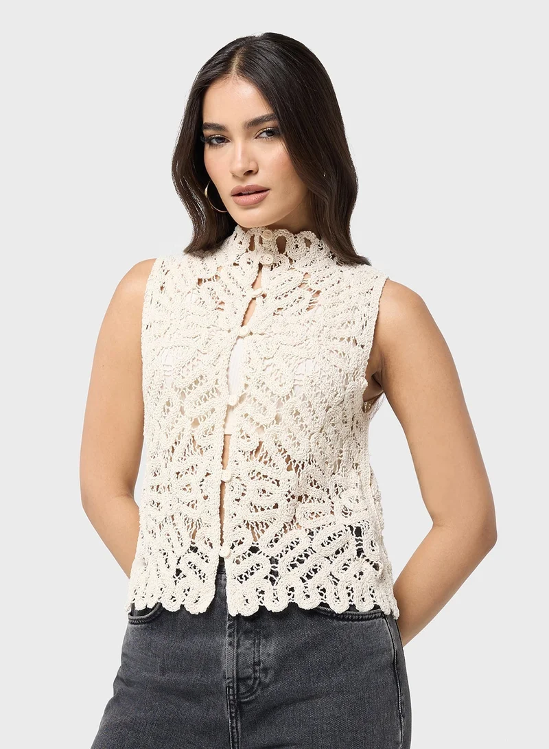 ايلا بلوزة بدون أكمام دانتيل