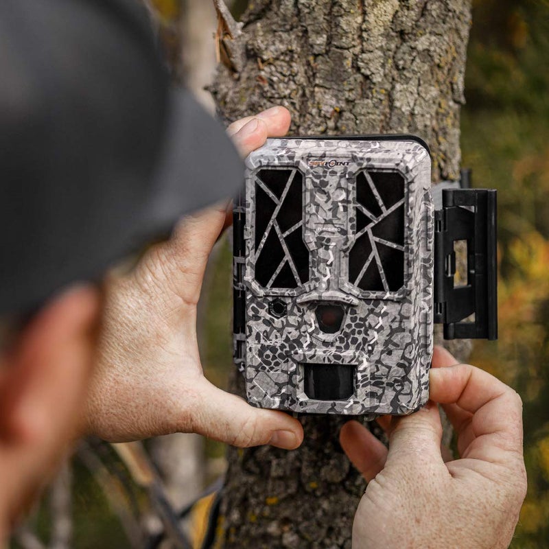 SPYPOINT FORCE-PRO Trail Camera 30MP Photo 4K HD Video w/ 54 Low-Glow LEDs for Image Quality Day or Night, 90â€™ Flash Range, 110â€™ Detection Range, LCD Setup Screen | NON-Cell cameras for hunting - Image 5