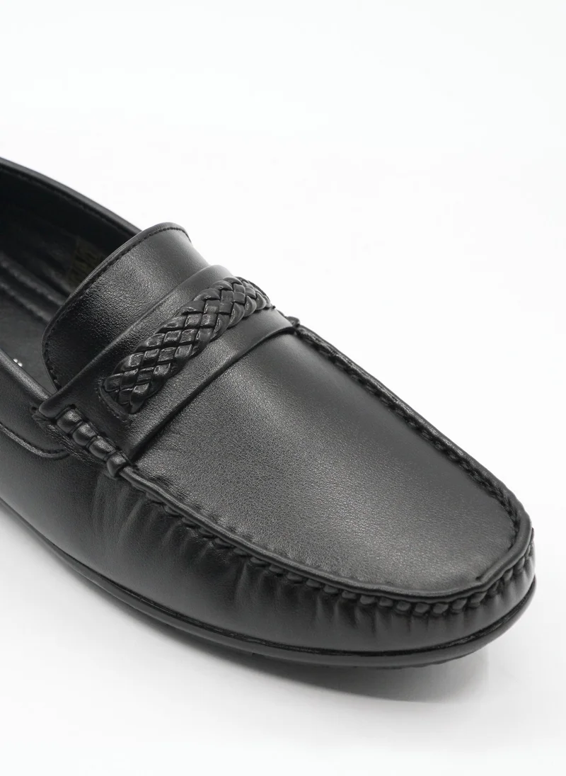 Geoomnii Black Casual Slip-On Shoes for Men – Comfortable & Stylish Everyday Footwear for Men | Best Price UAE