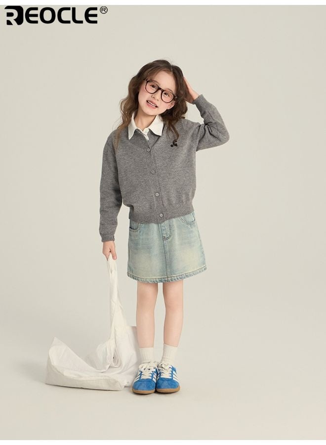 ريوكل سترة أطفال مطرزة بخياطة دقيقة وتصميم فضفاض ومريح. قمة محبوكة بلون موحد للأطفال من قماش ناعم وقابل للتنفس للارتداء اليومي المريح. - Image 2