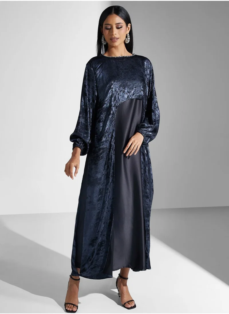 Meem by Mariyah Puff Sleeve Abaya