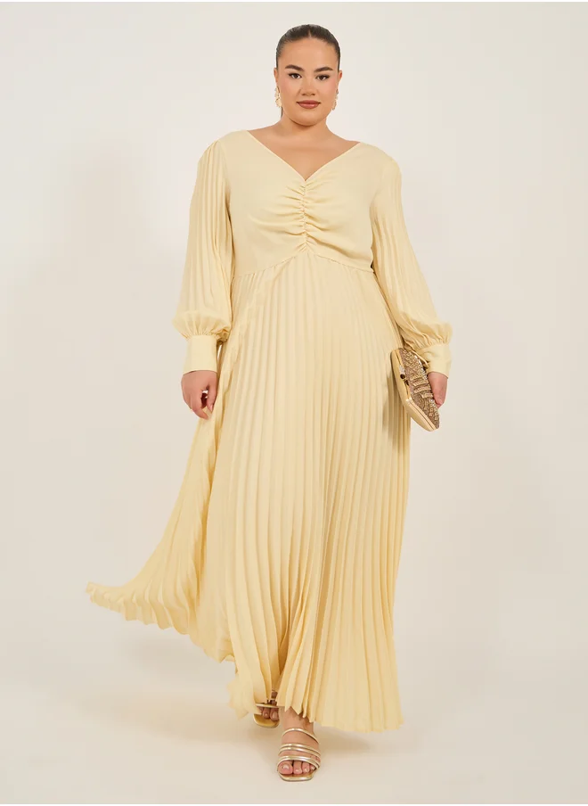 Styli Plus Size Pleated Long Sleeves A-Line Maxi Dress