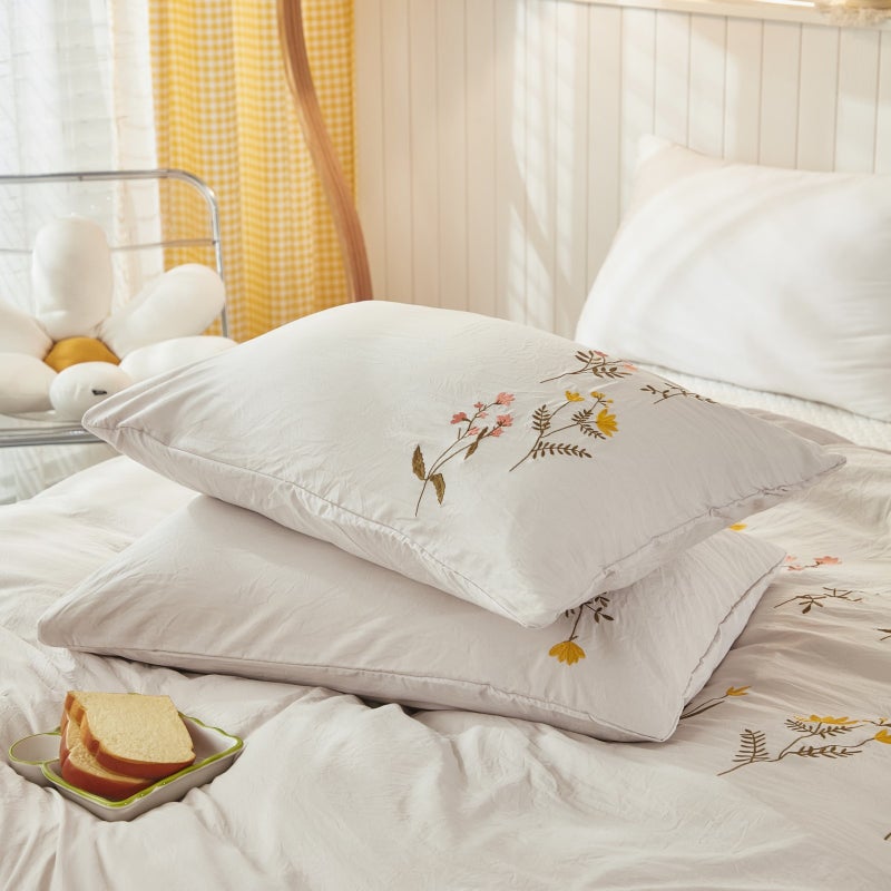 3pcss Light Gray Floral Embroidery Craft Duvet Cover Set, Yellow Small Flower Embroidered Bedding 3pcs Set, Pastoral Bohemian Bedding, Duvet Cover Set, Bedding, Queen King Twin Size, Suitable for Bedroom Dormitory Multi-Scene - Image 2