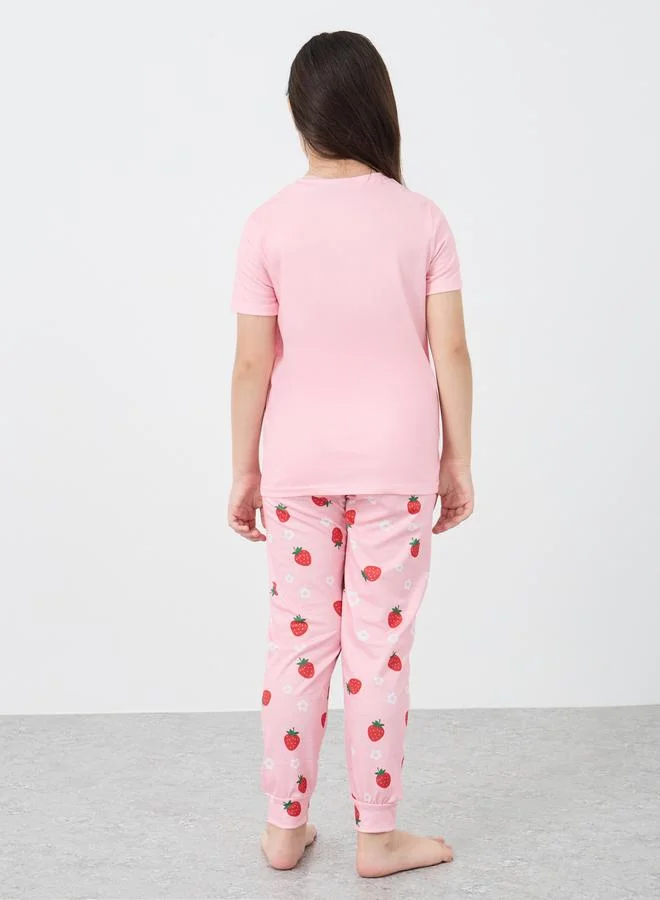 Styli Styli Strawberry Print T-Shirt and Pyjama Set