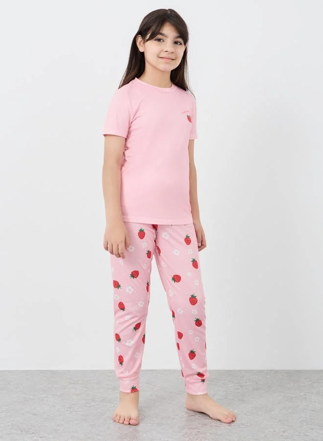 ستايلي Styli Strawberry Print T-Shirt and Pyjama Set
