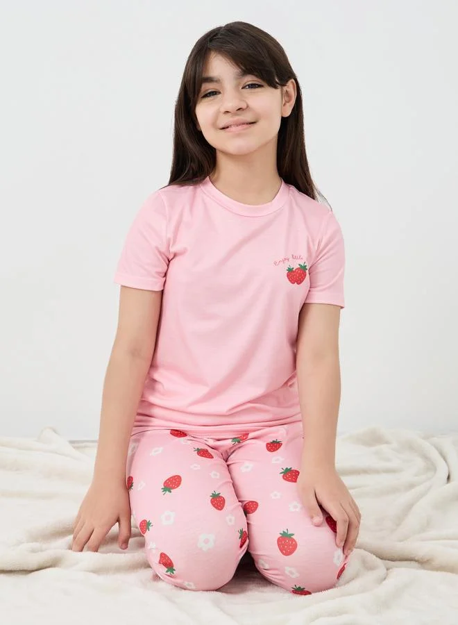 ستايلي Styli Strawberry Print T-Shirt and Pyjama Set
