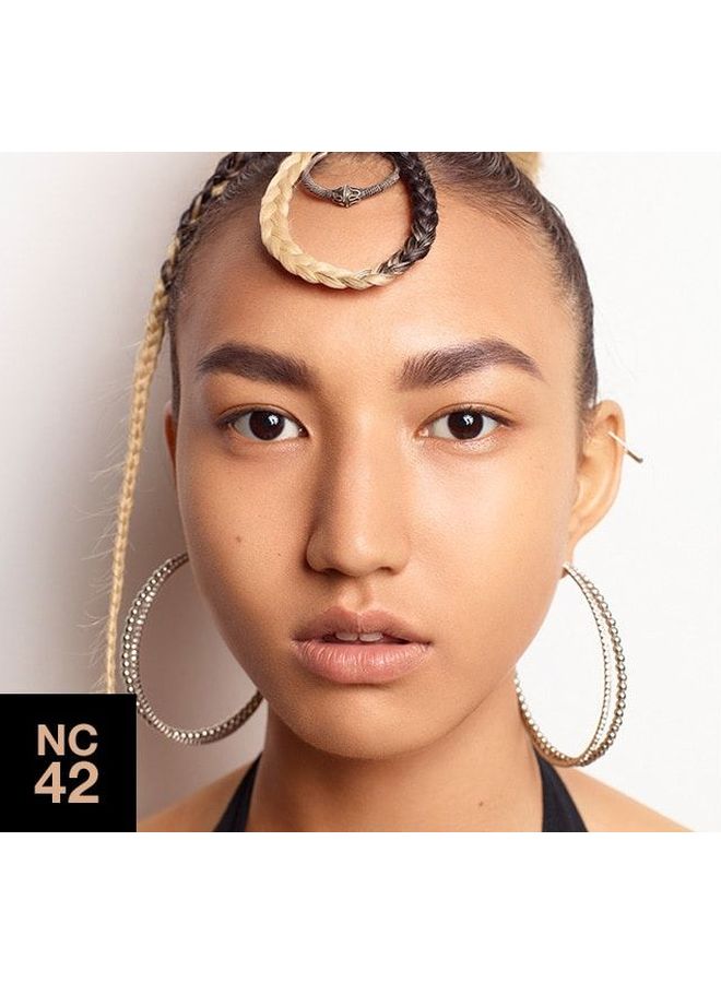 MAC STUDIO FIX POWDER PLUS FOUNDATION NC42 NC42 - Image 3