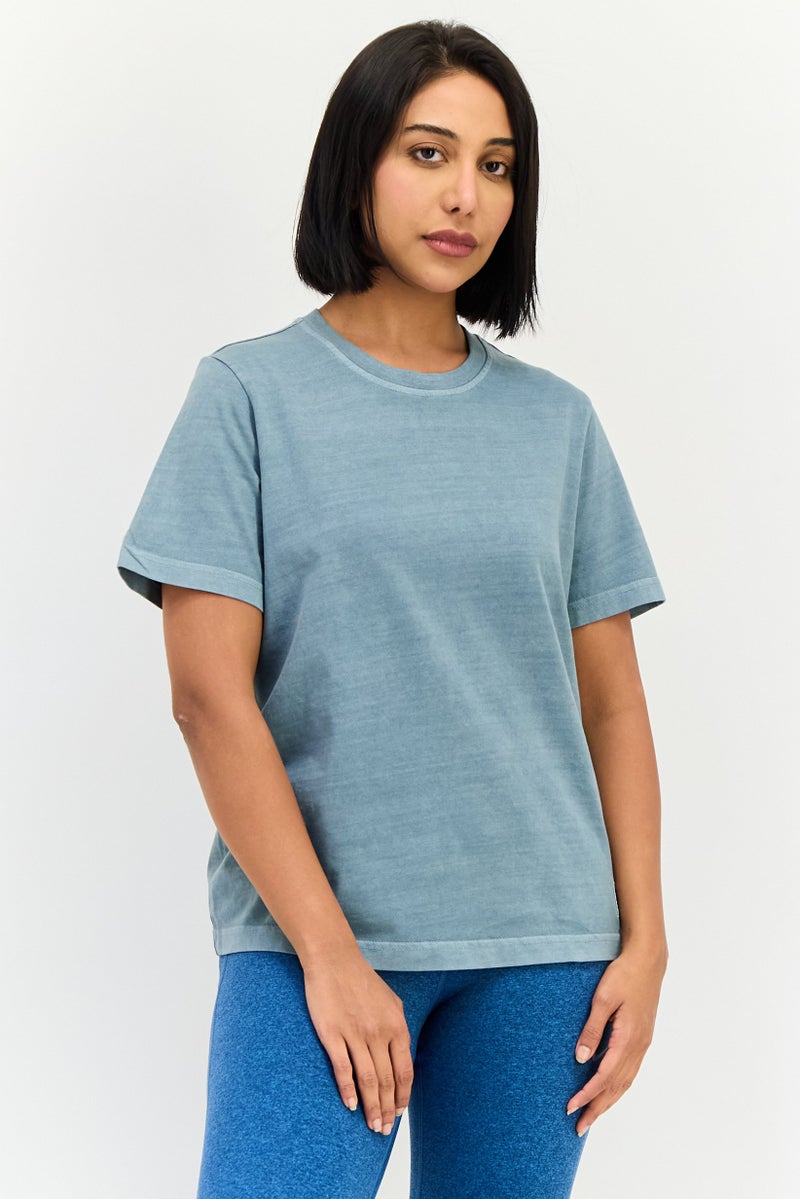 Reebok تي شيرت رياضي نسائي قصير الأكمام في الهواء الطلق، أخضر رمادي - Image 1