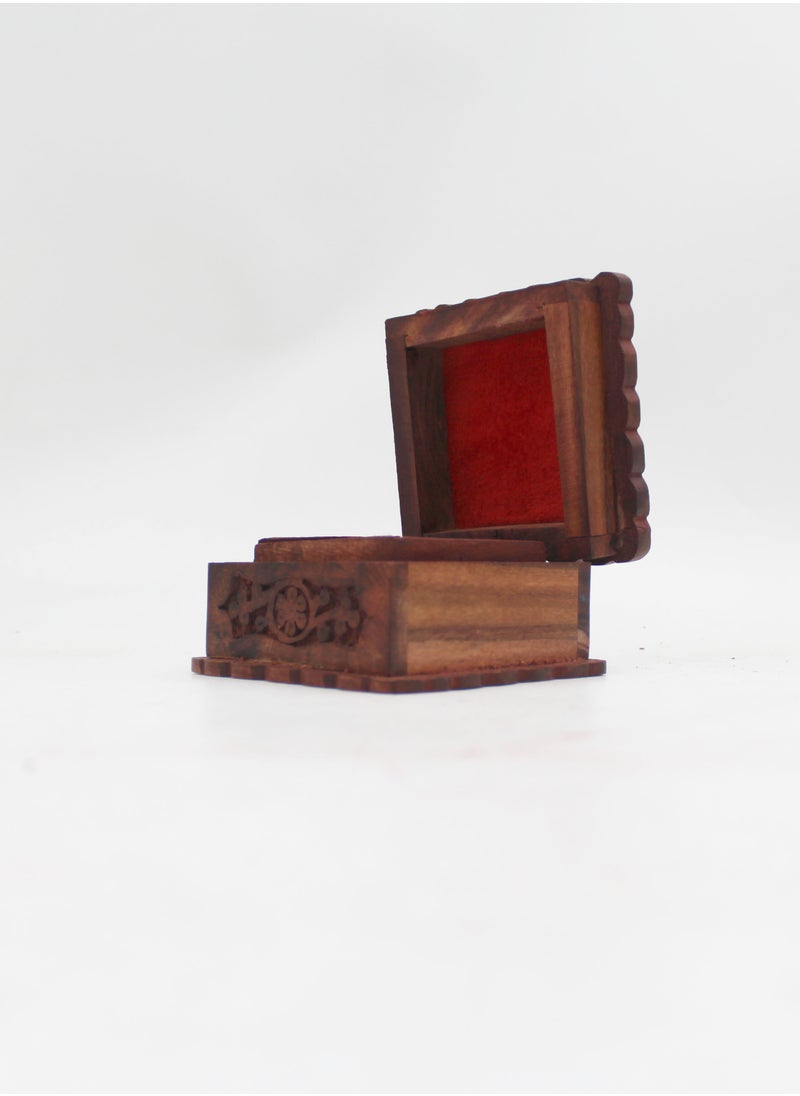 Antique Museum Wooden Box-elephant Carving Work 4 X 4 X 2.25 Inch  - Image 2