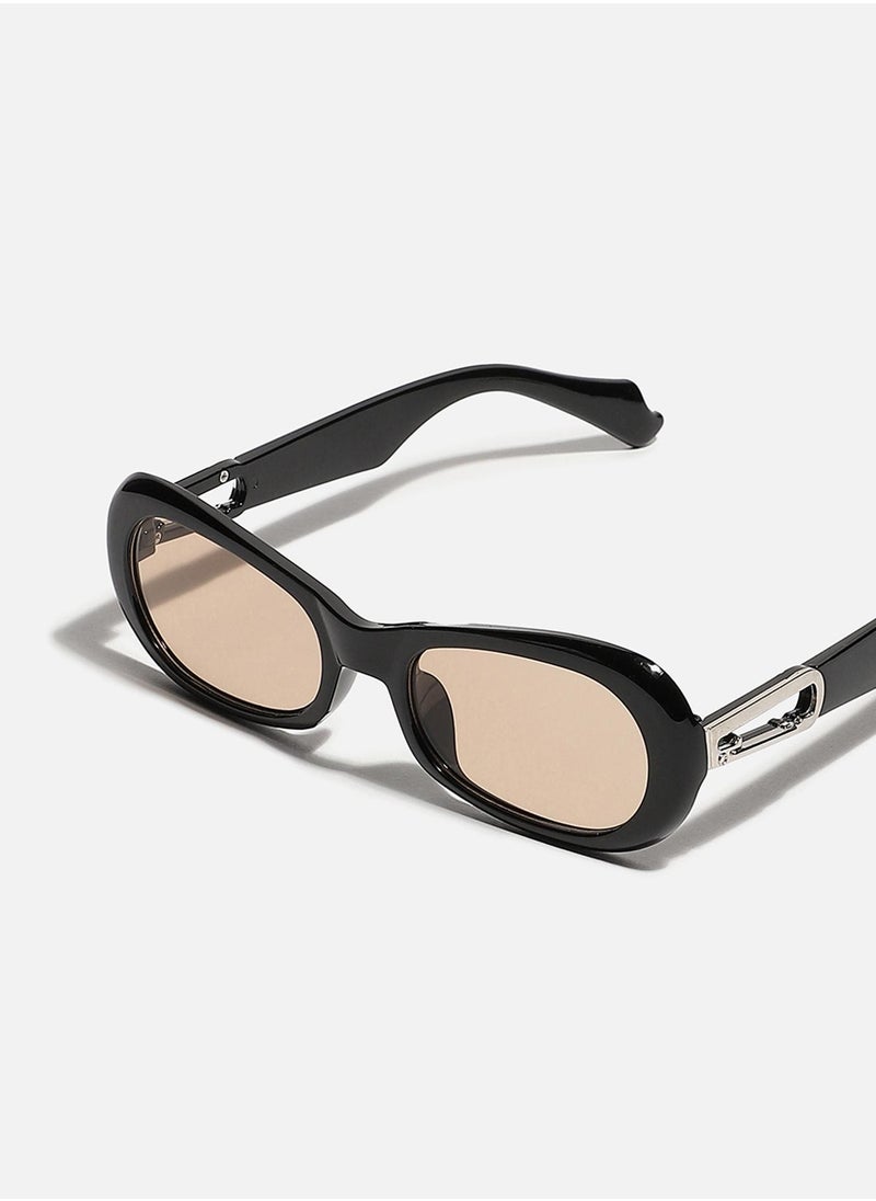 Haute Sauce Black Oversized Sunglass  - Image 4