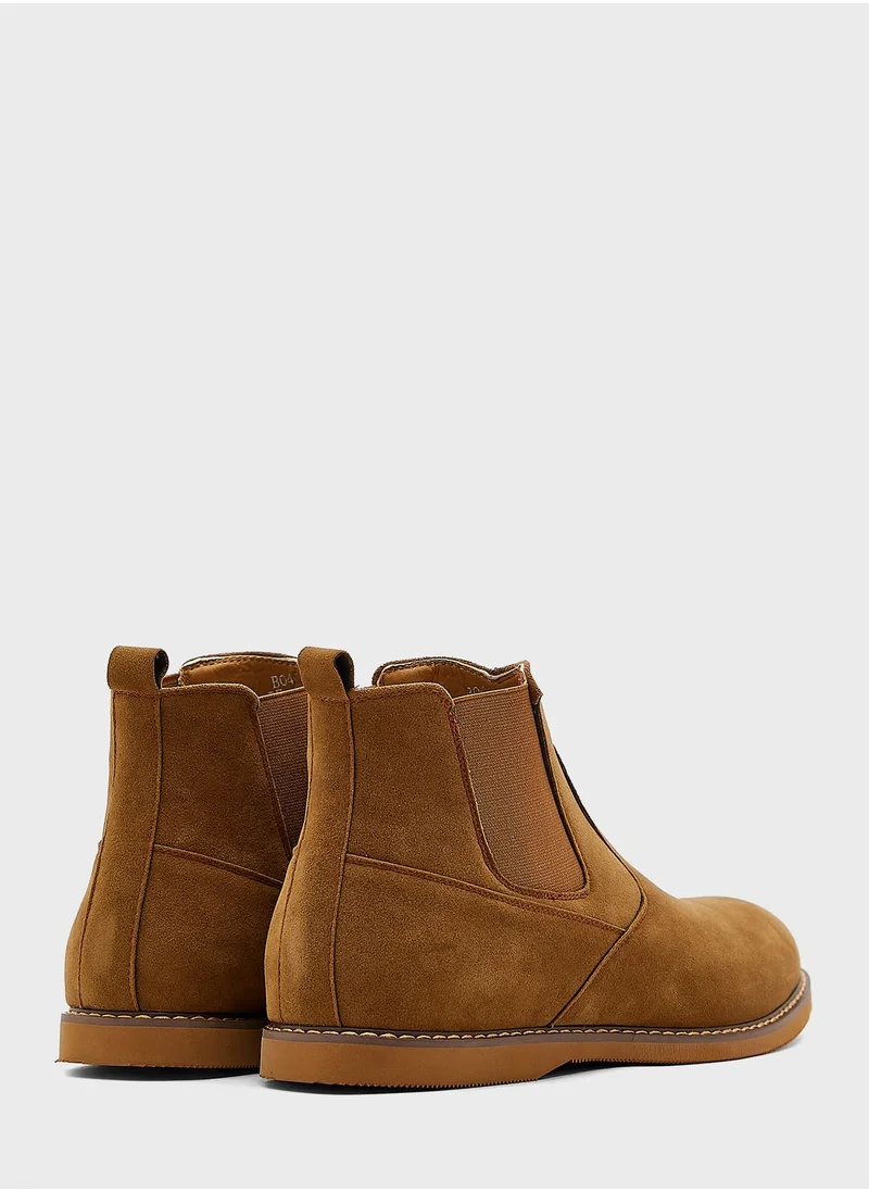 Robert Wood Faux Suede Chelsea Boots