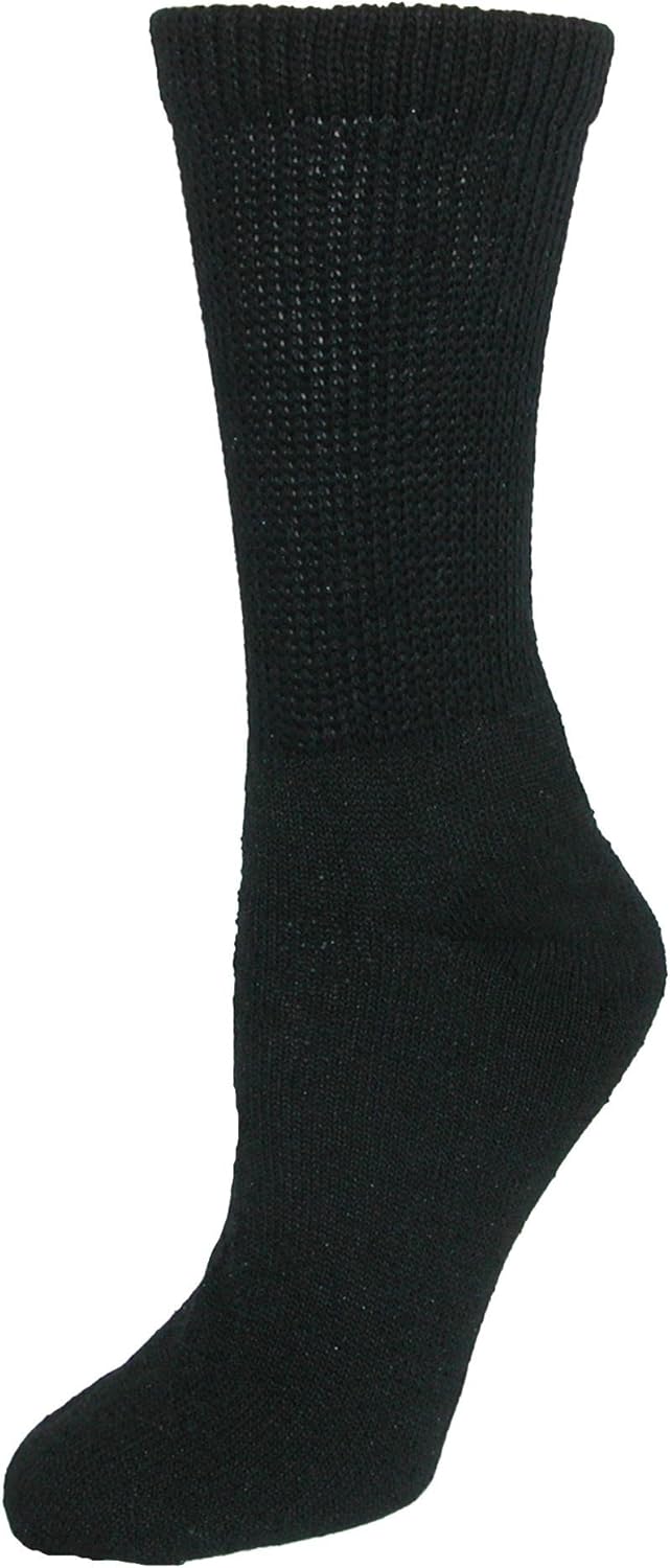 CTM Womens Diabetic Crew Socks 3 Pair Pack - Image 1