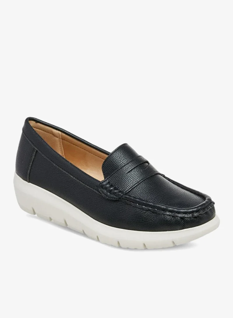 Le Confort Solid Slip-On Comfort Loafers With Wedge Heel