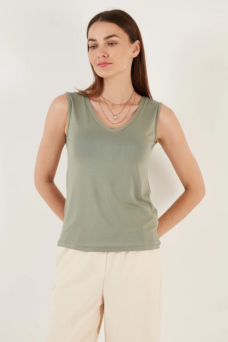 ليلا V-Neck Thick Strap Women's Blouse 5864384
