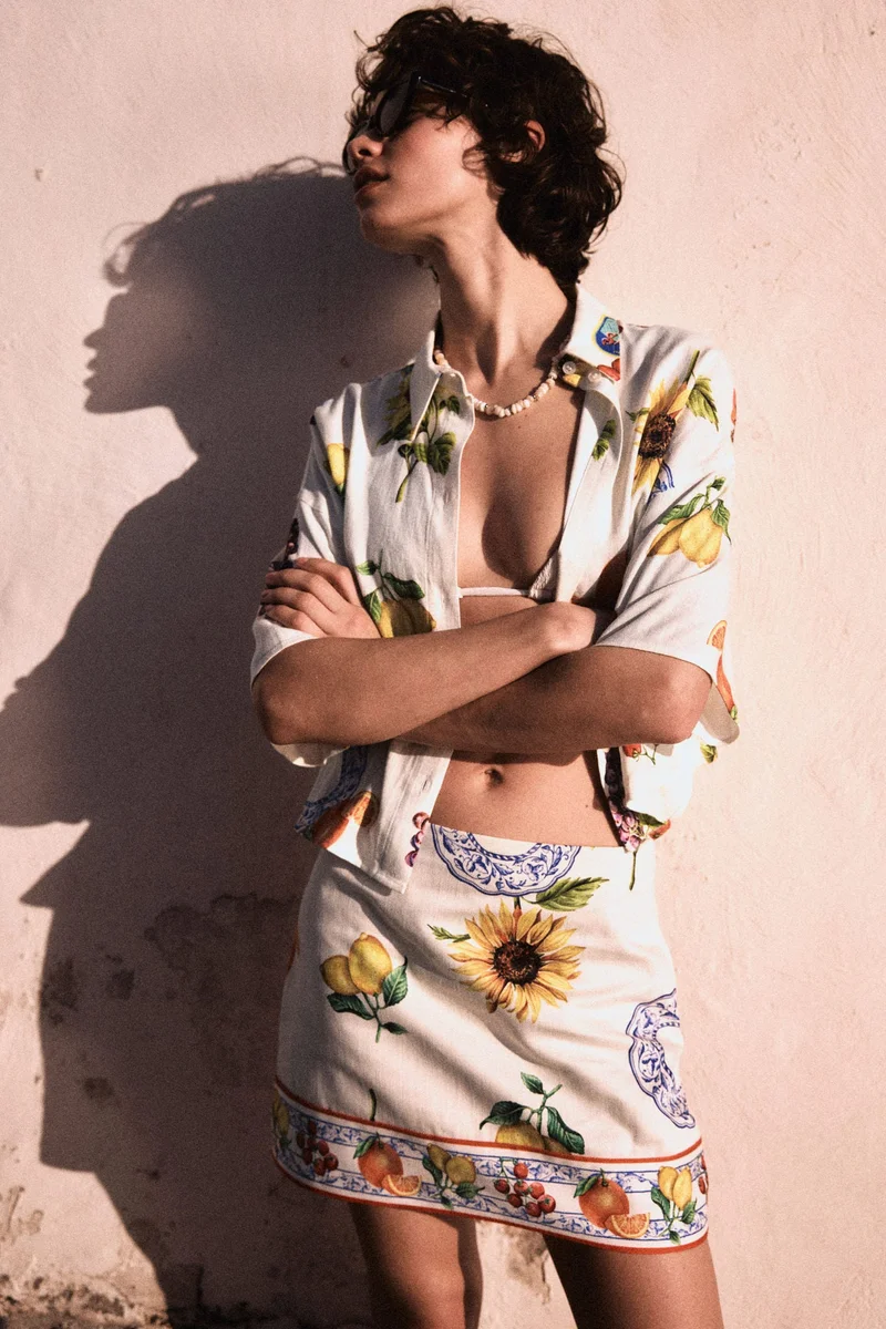 H&M Printed mini skirt