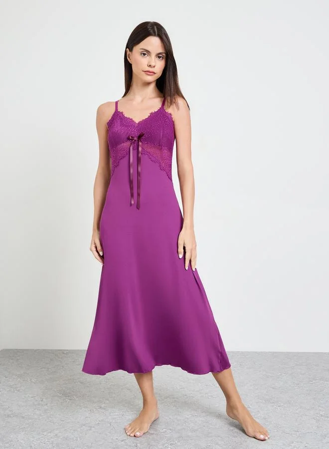 تايك تو Purple Lace Trim Strappy Slip Dress