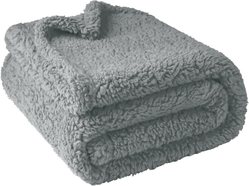 Waterproof Urine-Proof Pet Blanket: Cotton Flannel Thickened Dog Mat Mattress for Pets - Image 1