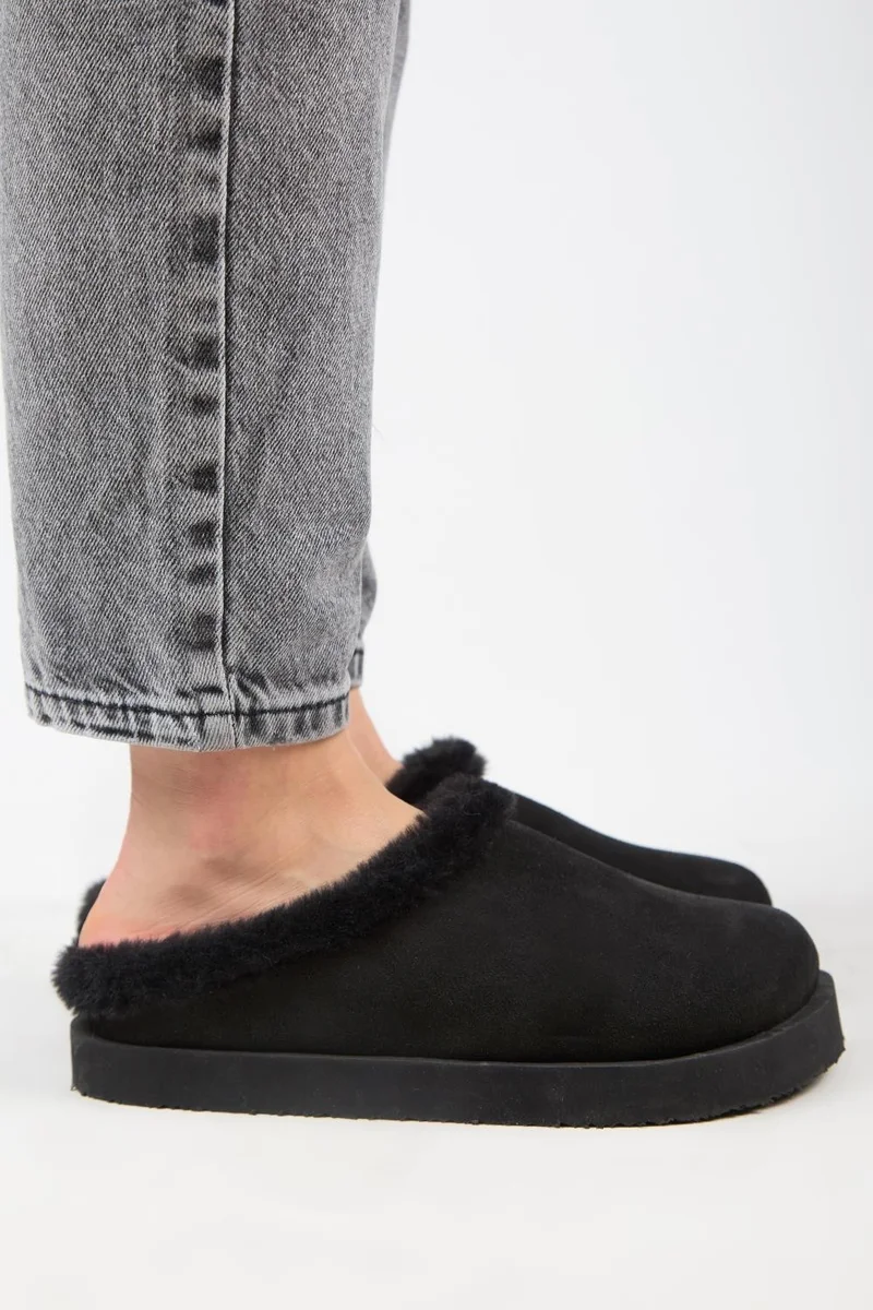 Manijero Manijero (Jana Furry) Women's Genuine Leather Flat Platform Black Slippers
