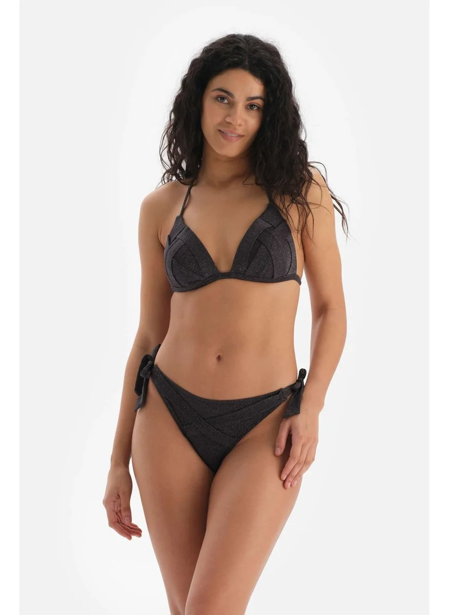 داجي Black Thick Lace Bikini Bottom