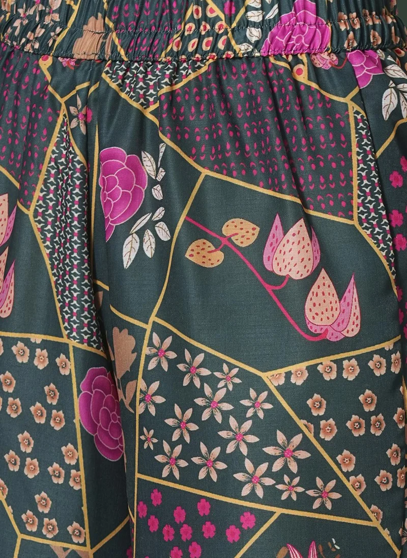globus Globus Women Floral Printed Shirt Collar Straight Kurta & Trousers