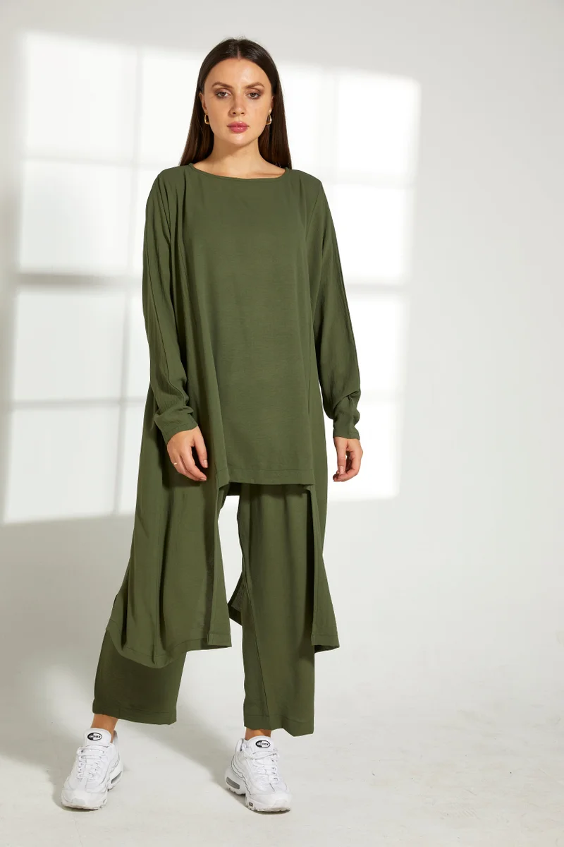 Moistreet Asymmetric Boat Neck Top & Pants Set
