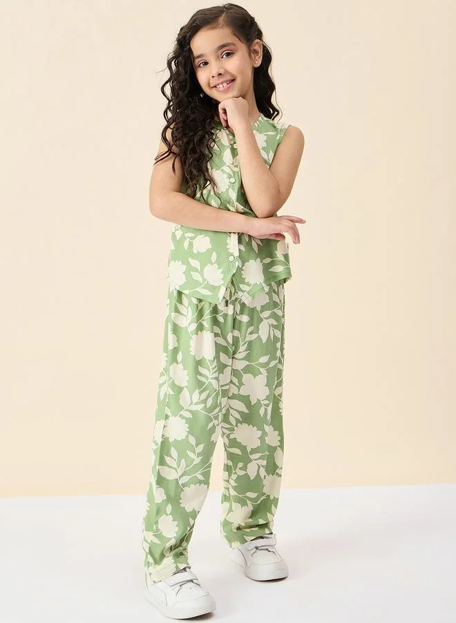 Stylo Bug Stylo Bug Flower Print V Neck Top and Pants Set