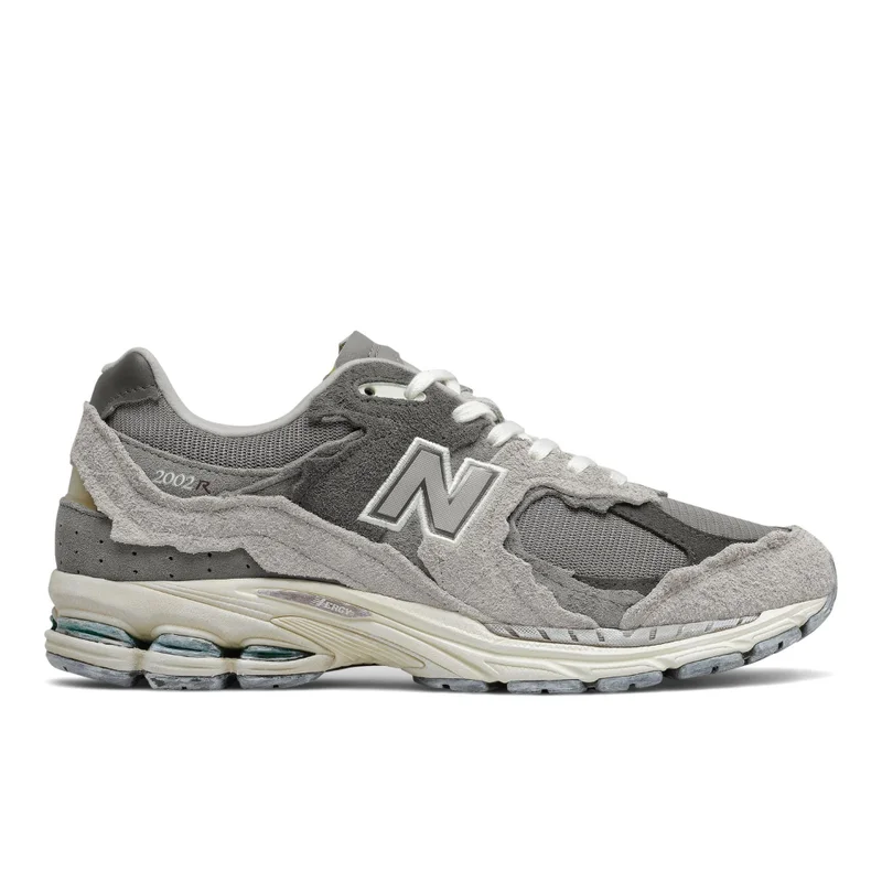 نيو بالانس M2002RV1 casual Sneakers (Standard Fit)