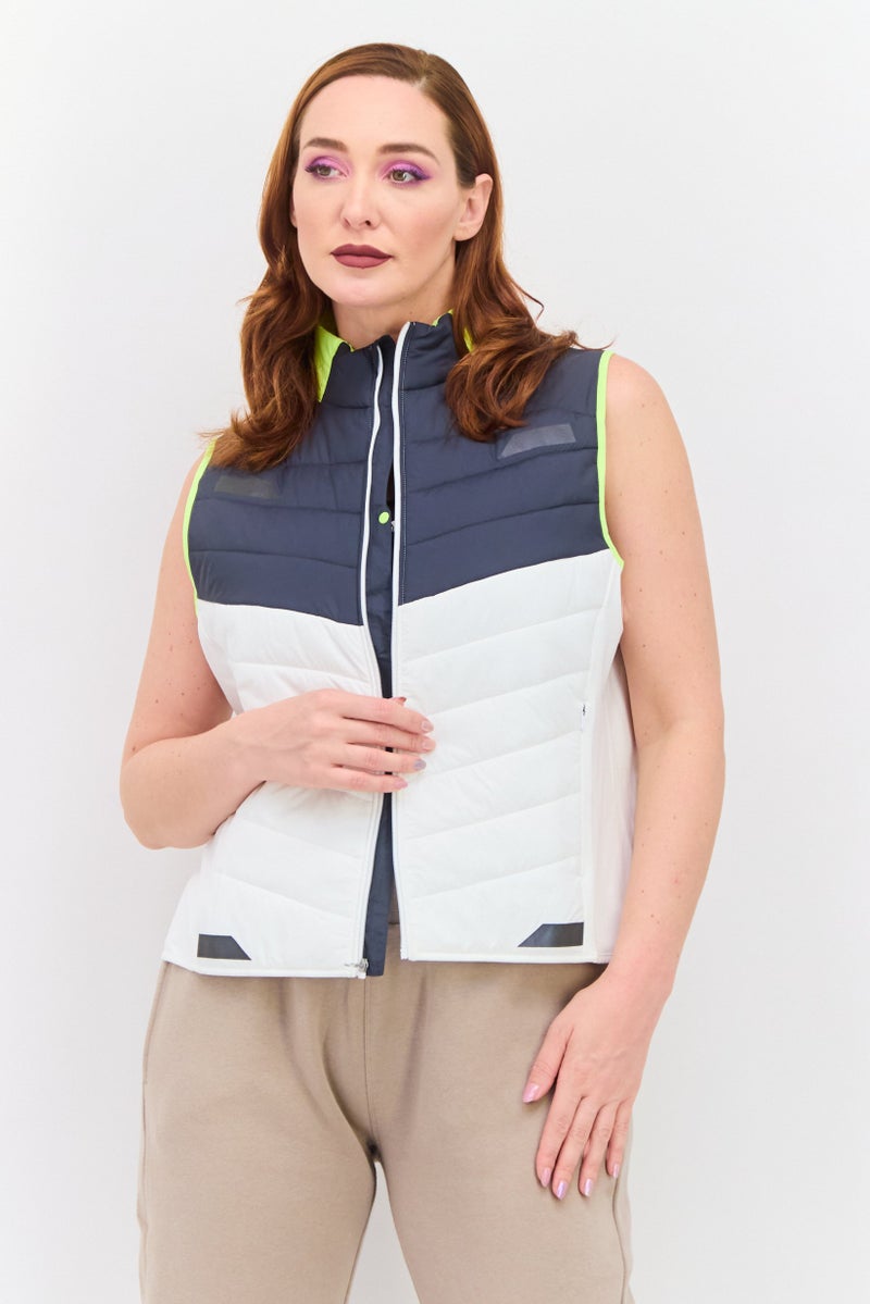Brooks Women Sportswear Fit Sleeveless Outdoor Vest Jacket, White - Image 1