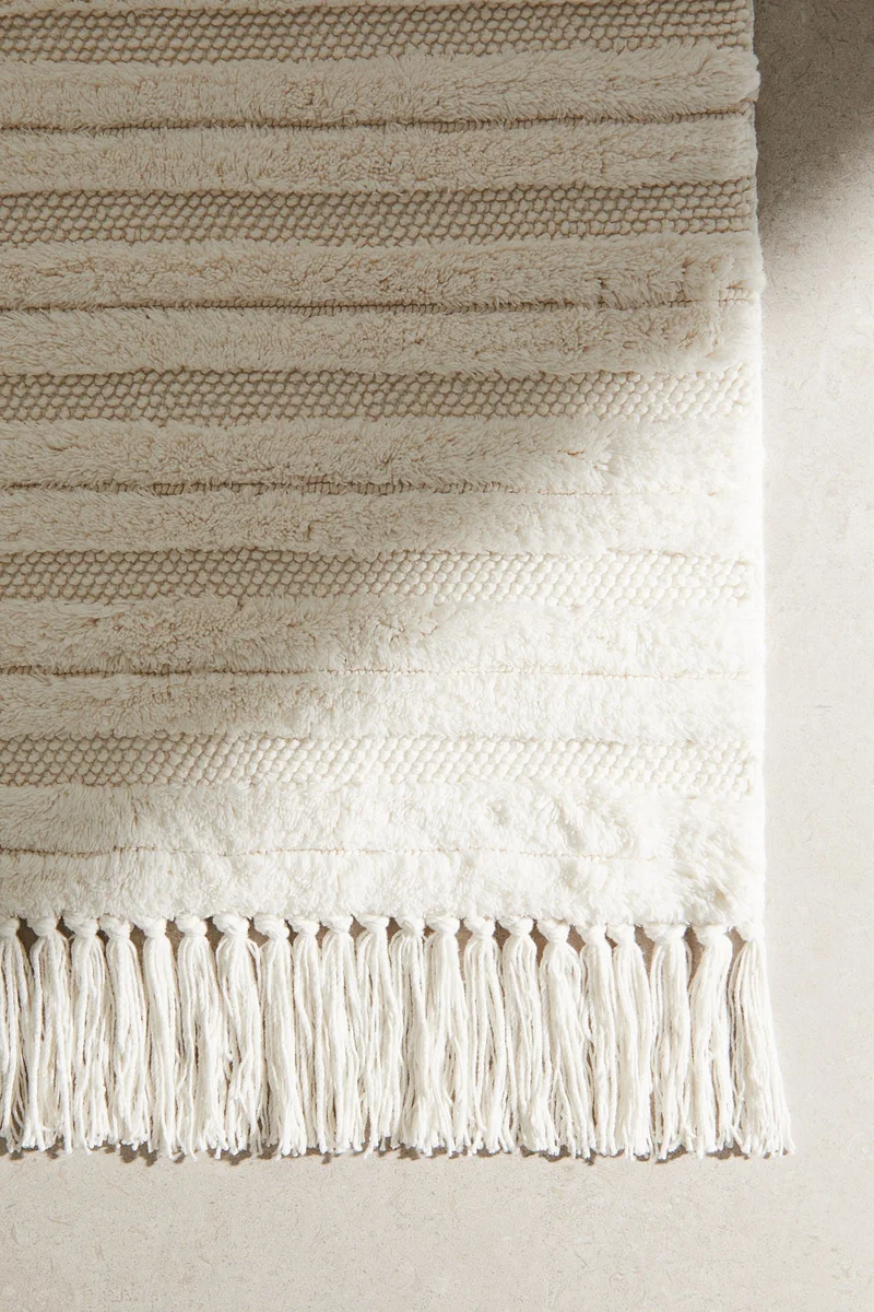 H&M Fringed cotton bath mat