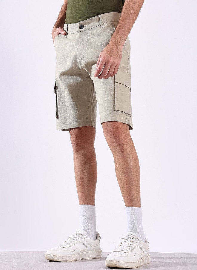 Hence Men Slim Fit Cargo Shorts in Green with 6 Pockets - Image 2