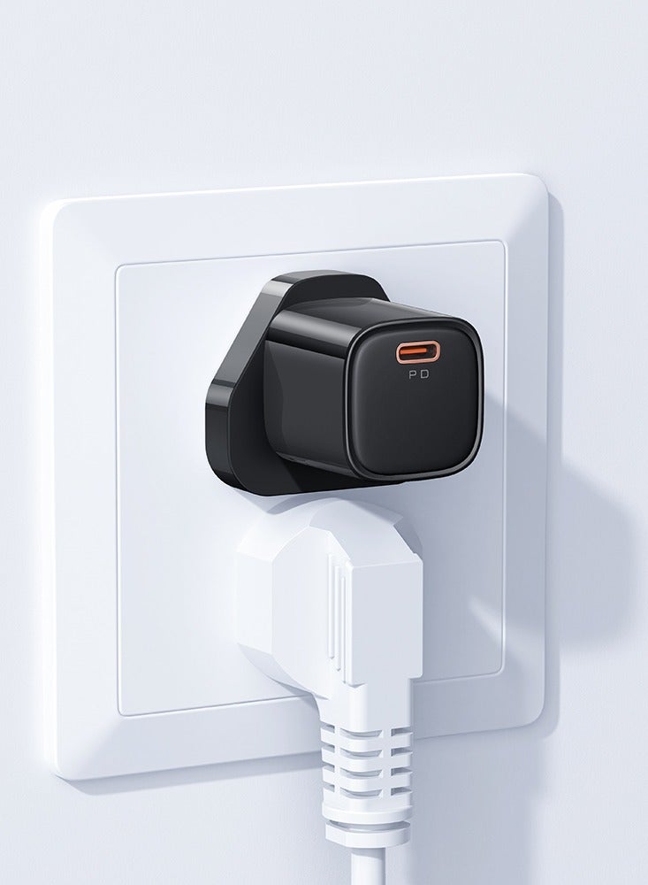 مكدودو شاحن وكيبل تايب سي يدعم الشحن السريع 20W PD - Image 4