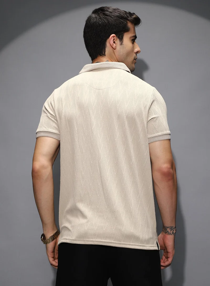 Campus Sutra Men's Ecru Beige Spirit Weave Polo T-Shirt For Casual Wear | Polo Neck | Short Cuffed Sleeves | Half-Button Closure | T-Shirt Shirt Crafted With Comfort Fit For Everyday Wear