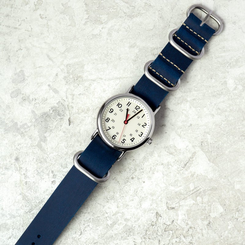 Benchmark Basics Leather Watch Band - Zulu Crazy Horse Oiled Leather One-Piece Watch Strap - 22mm, Navy Blue - Image 3