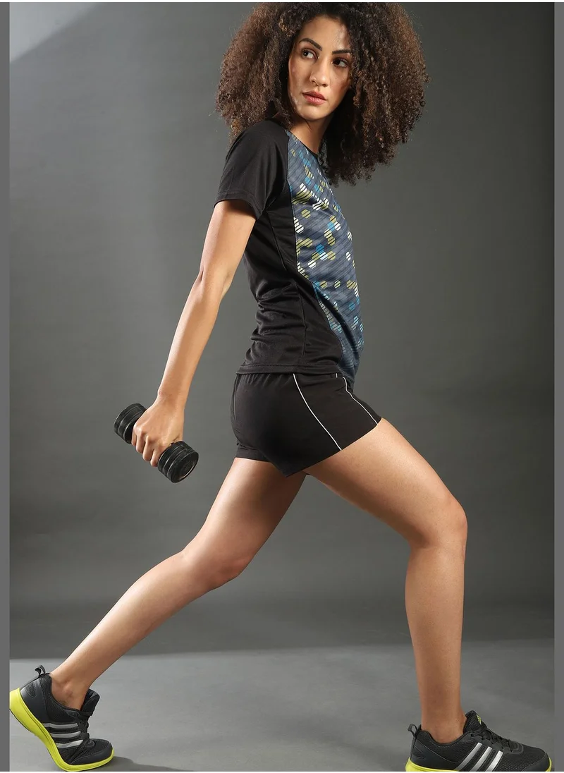 Campus Sutra Elasticated waist shorts