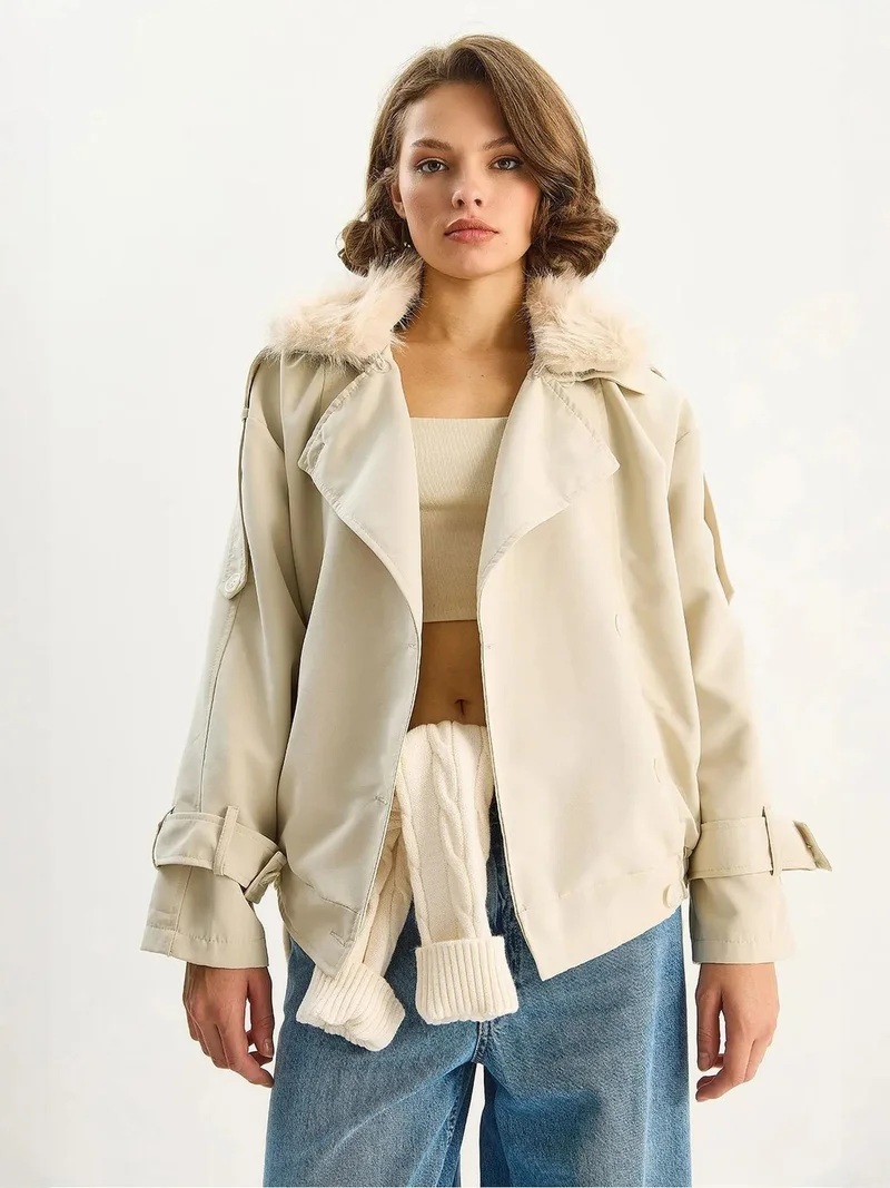 بيانكو لوتشي معطف ترنش من لوكسي بياقة فرو صناعي