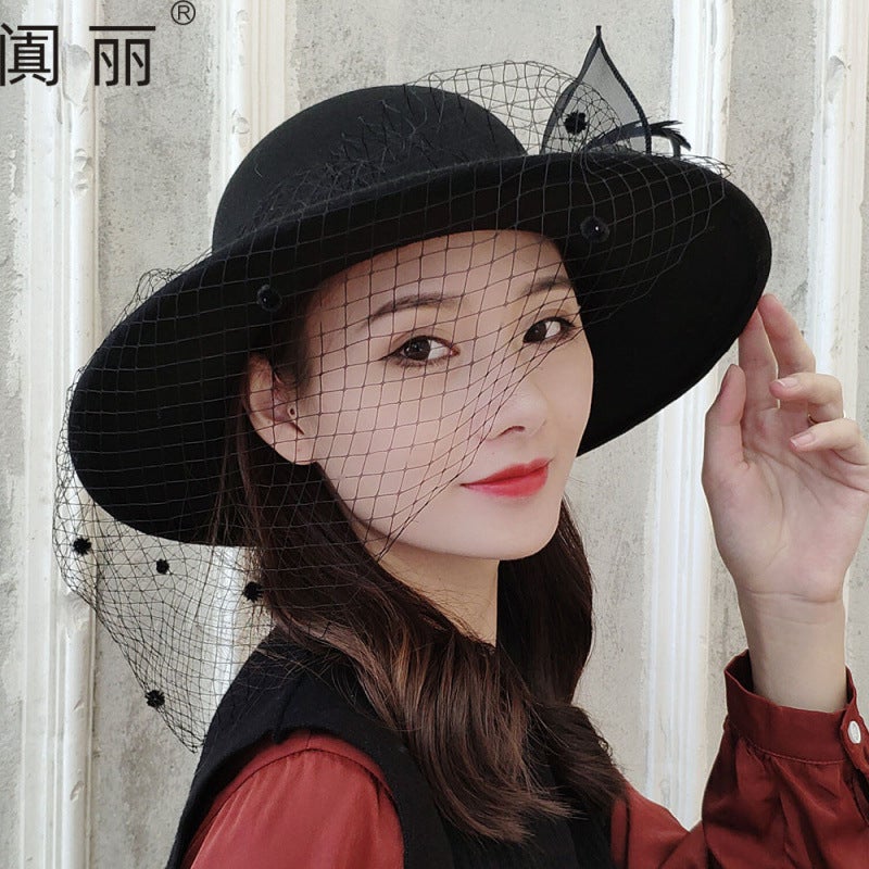 Hepburn Style Large Brim Woolen Hat British Retro Felt Hat Mysterious Mesh Flower Banquet Hat - Image 3