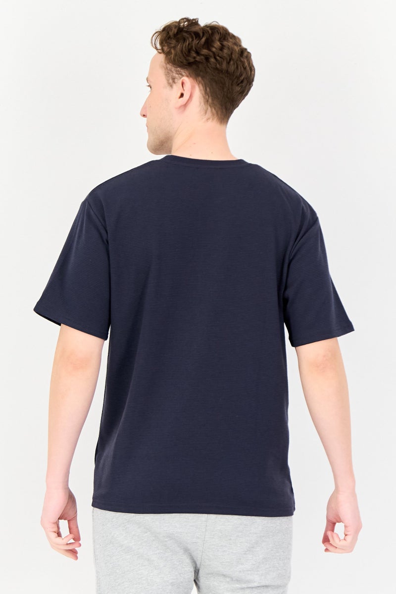 TapouT Men Oversized Fit Short Sleeve Outdoor T-Shirt, Dark Grey - Image 3