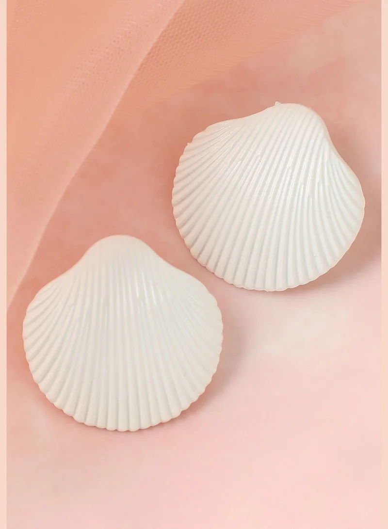 SOHI Gold Plated Party Designer Stud For Women