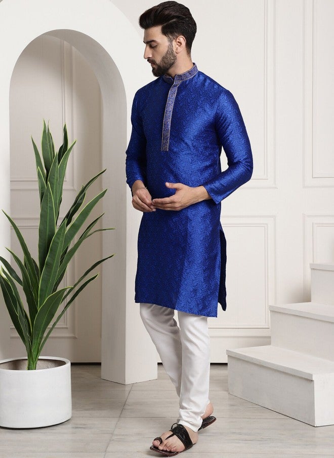 Sojanya Silk Blend Blue Kurta With Churidar For Men - Image 5