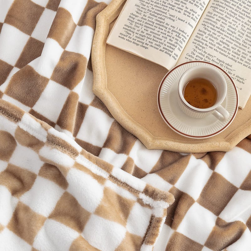LOMAO Throw Blankets Flannel Blanket with Checkerboard Grid Pattern Soft Throw Blanket for Couch, Bed, Sofa Luxurious Warm and Cozy for All Seasons (Khaki, 40"x50") - Image 4