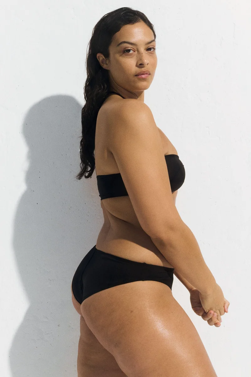 اتش اند ام سروال بيكيني بقصّة برازيلية