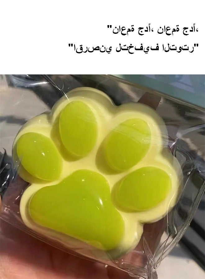 لعبة تخفيف التوتر على شكل مخلب قطة ناعمة باللون الأخضر