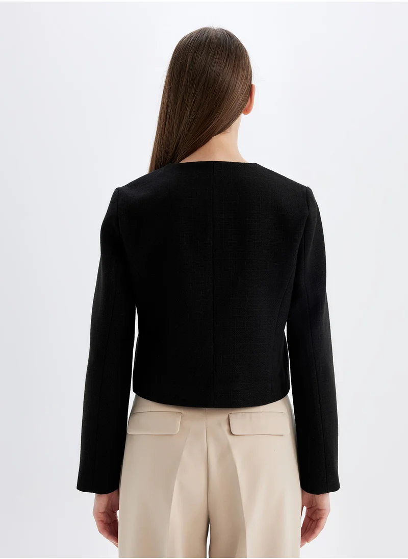 DeFacto Cropped Crew Neck Button-Up Blazer Jacket