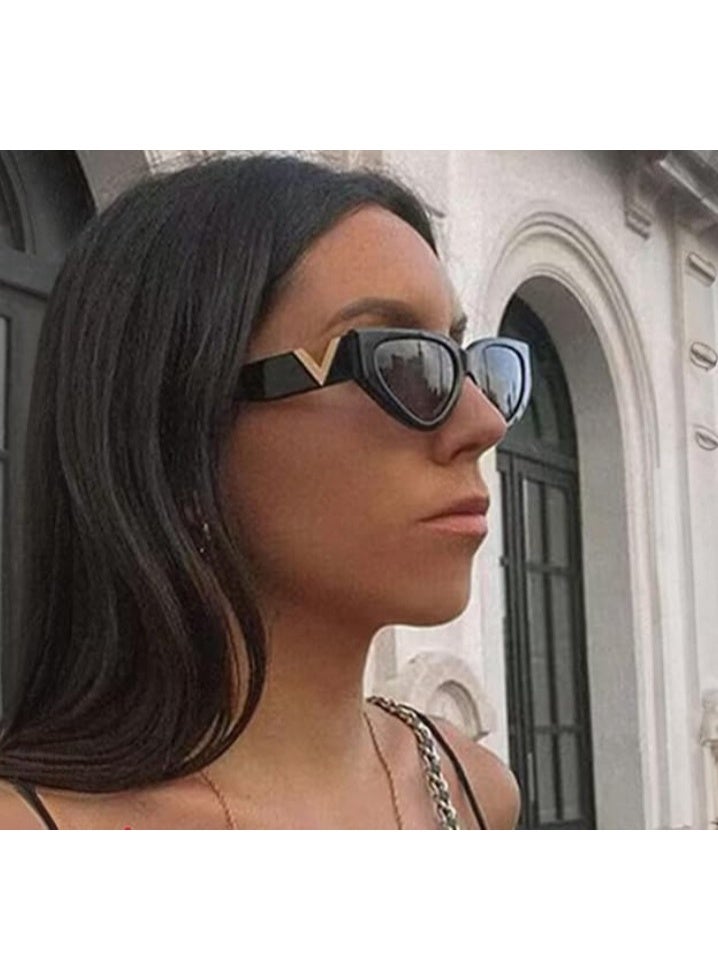 ذا باك نظارة شمسية نسائية بشعار V معدني، إطار أسود، عدسات هندسية - Image 3