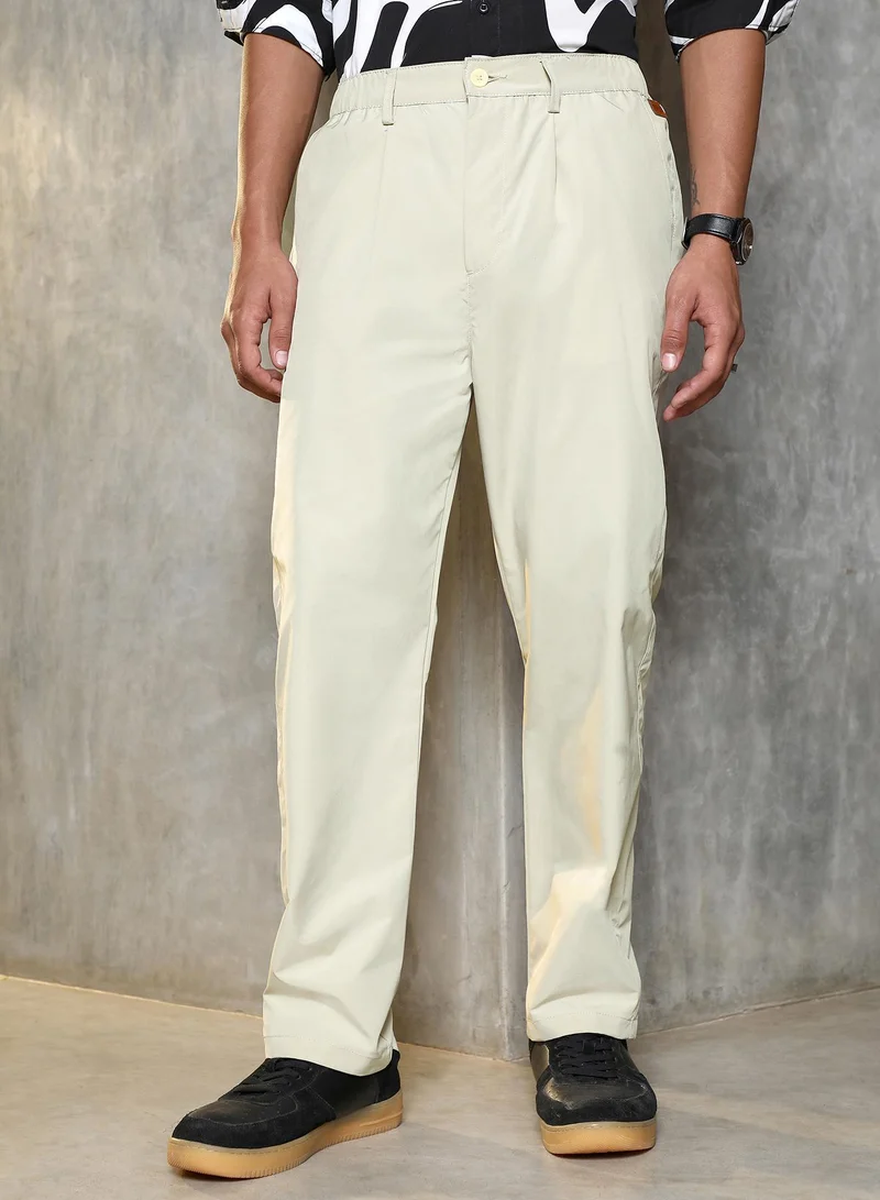 Campus Sutra Lightweight - Pleated Parachute Trousers