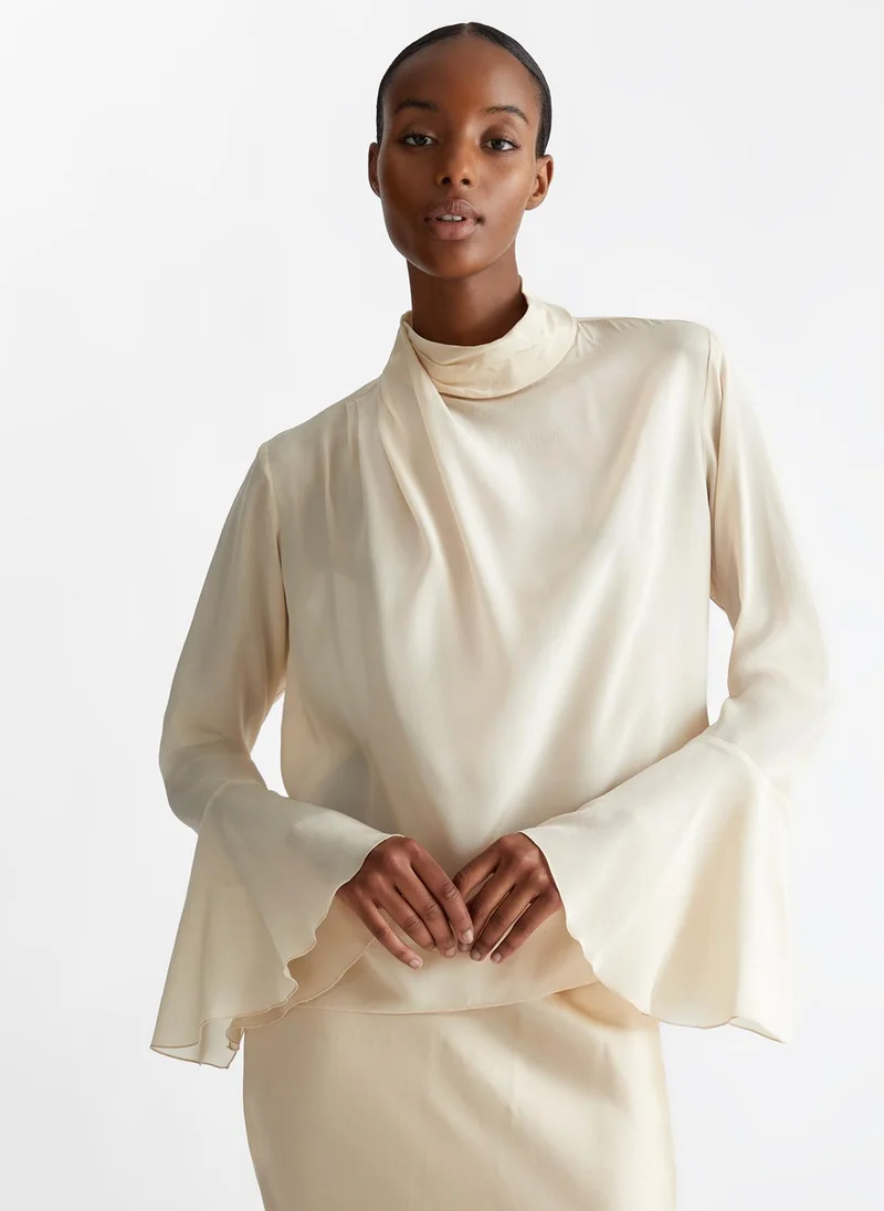 ليو جو بلوزة من الحرير