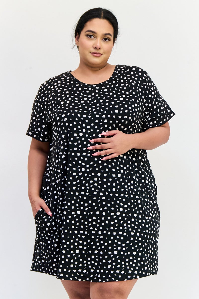 ANNE KLEIN فستان نوم قصير الأكمام للنساء بحجم زائد مع طباعة شاملة، متعدد الألوان - Image 1