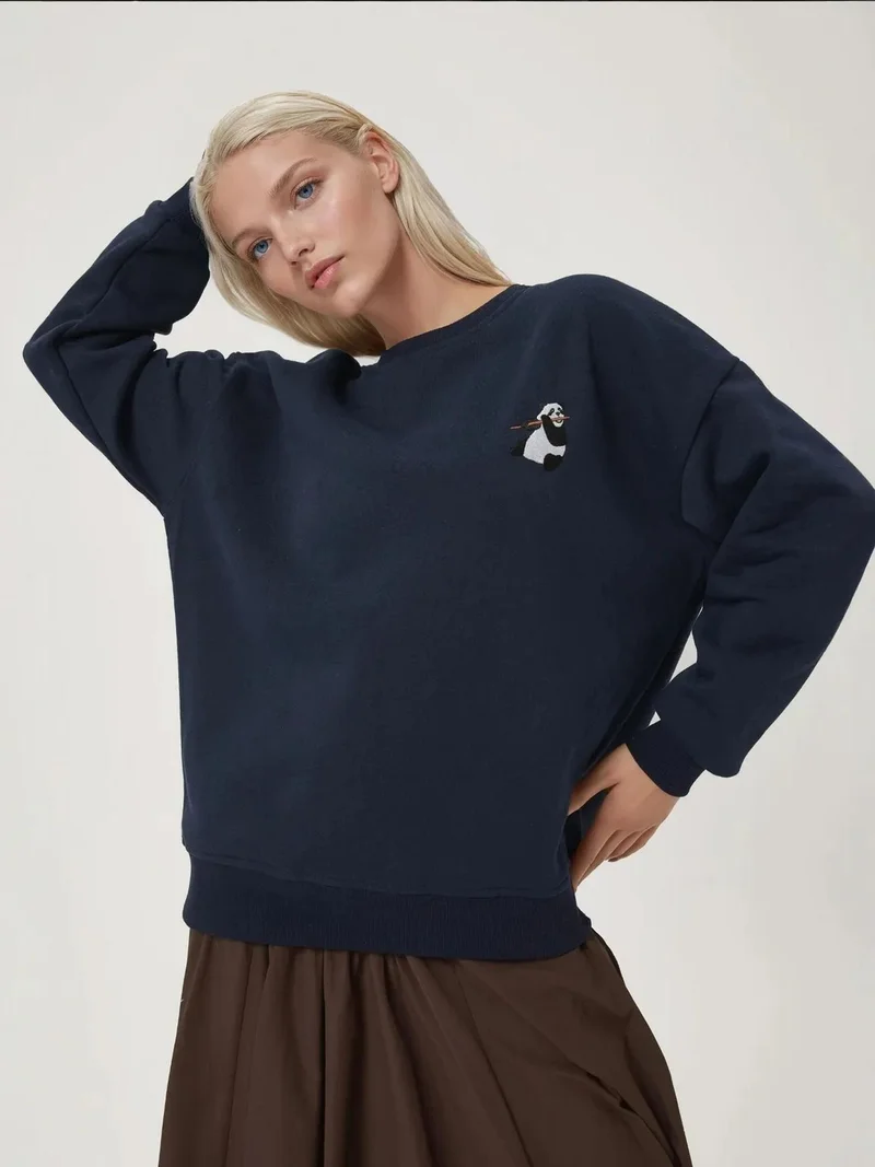 زوبعة سويت شيرت بياقة دائرية مطرز بنقشة حيوان مريح