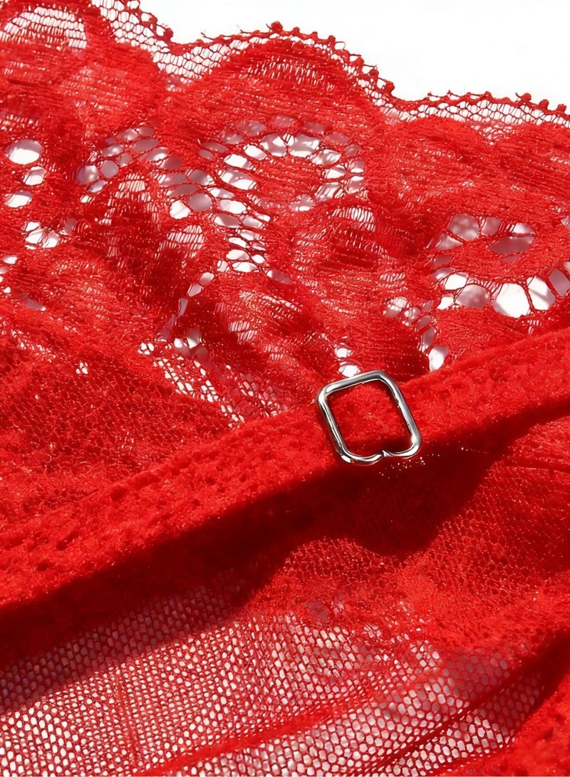 طقم ملابس داخلية نسائية مكون من فستان قصير من الساتان مزين بالدانتيل وروب شفاف. - Image 2