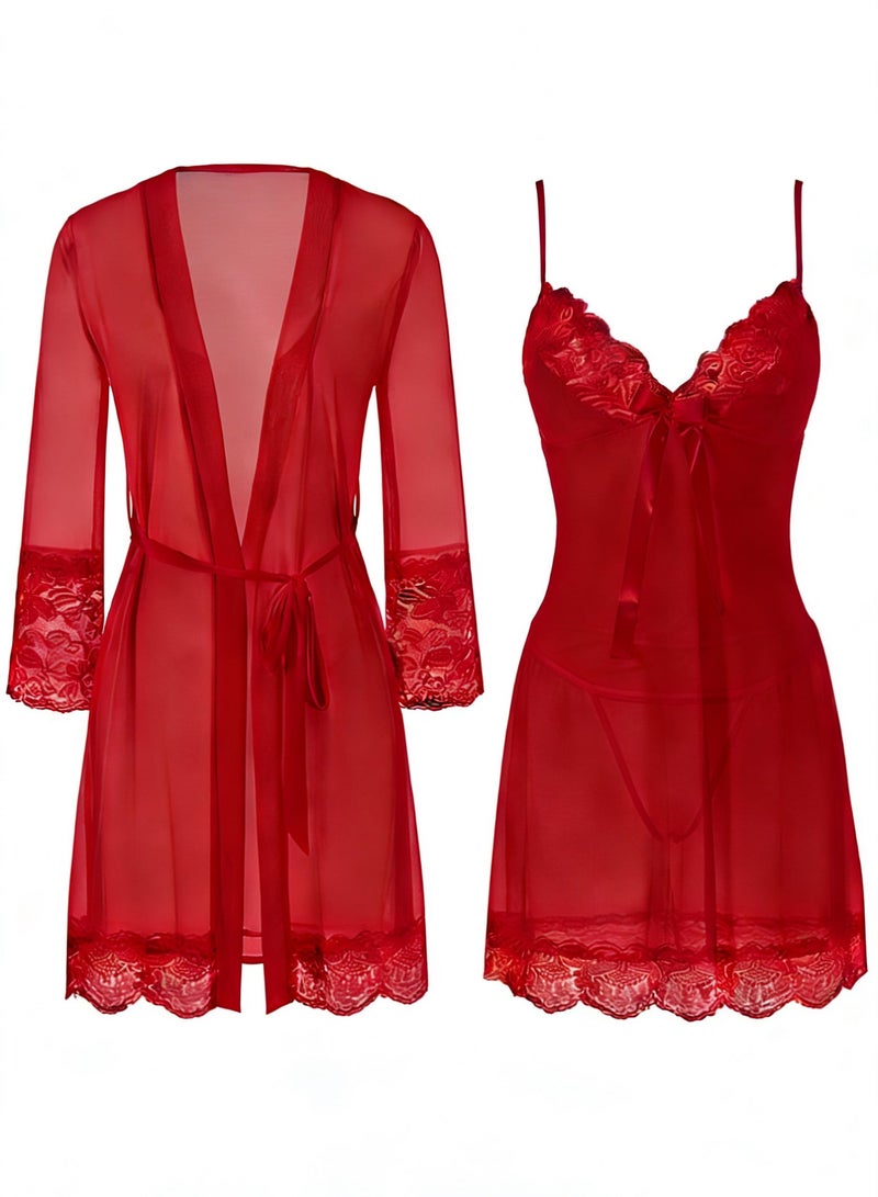 طقم ملابس داخلية نسائية مكون من فستان قصير من الساتان مزين بالدانتيل وروب شفاف. - Image 1